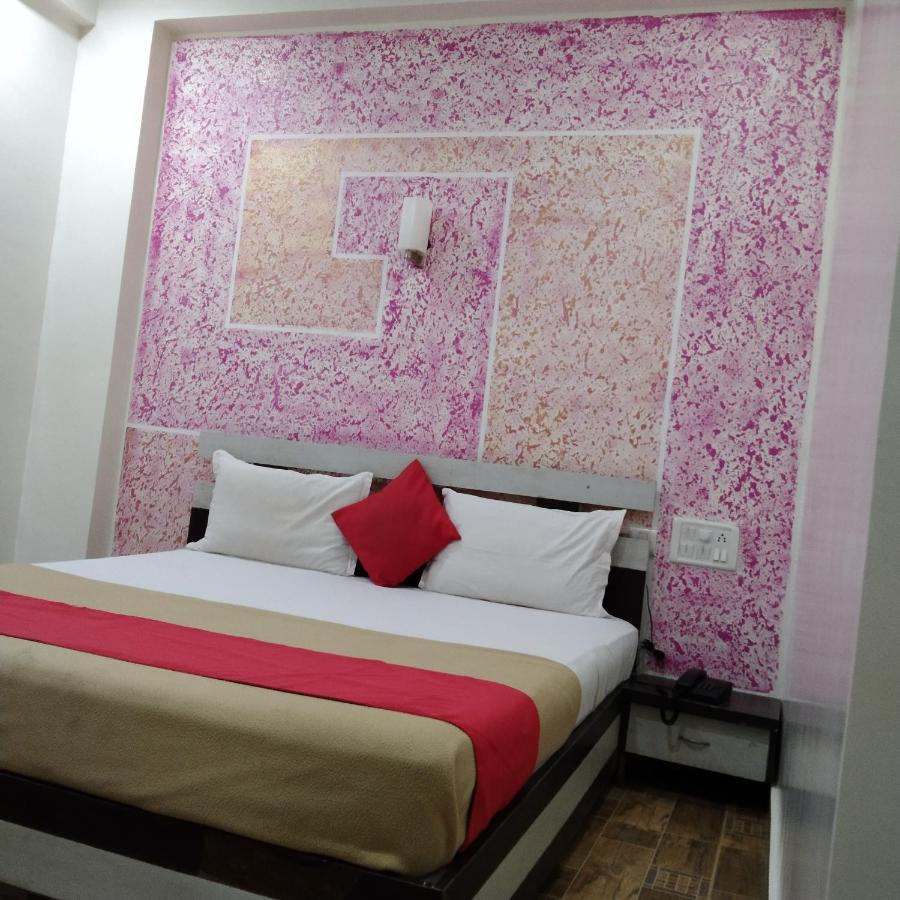 Shree Hotel Shivdhara Сомнатх Экстерьер фото