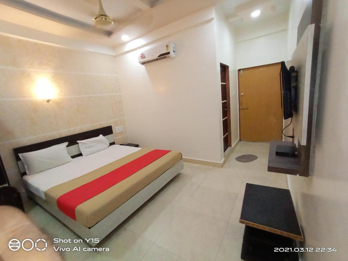 Shree Hotel Shivdhara Сомнатх Экстерьер фото